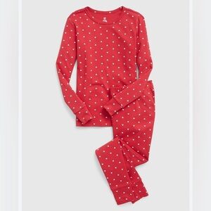 GAP - Kids 100% Organic Cotton Red Heart Pajama Set - Size: 5